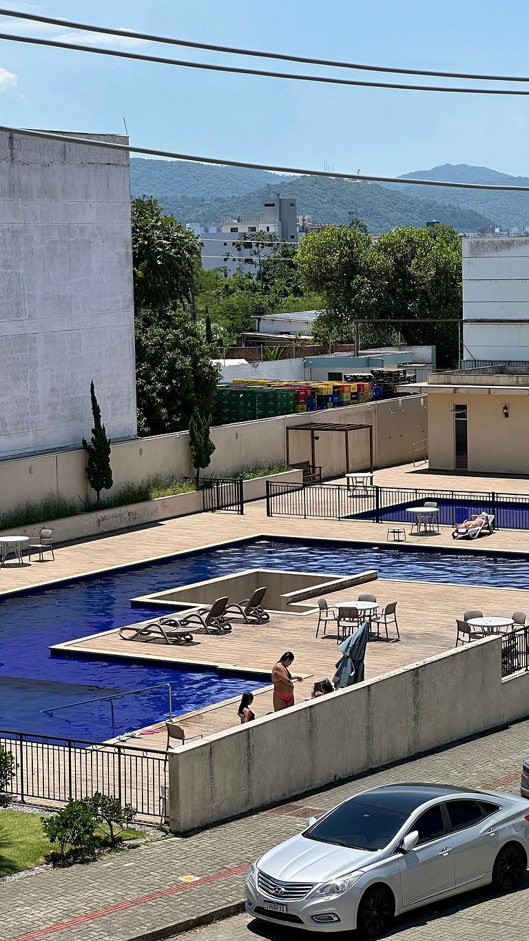 02 Dorm. Sacada com Churrasqueira e Vista para BC