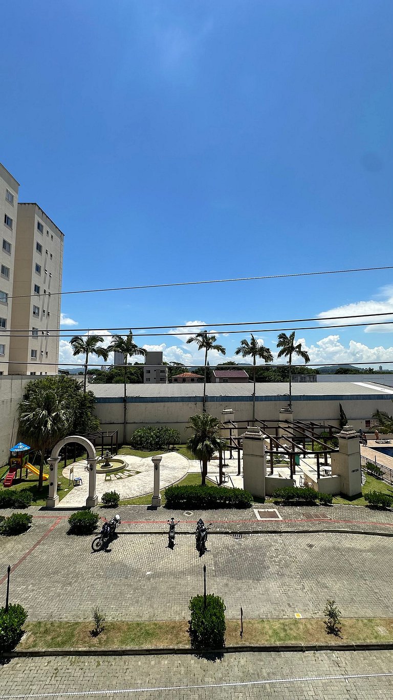 02 Dorm. Sacada com Churrasqueira e Vista para BC