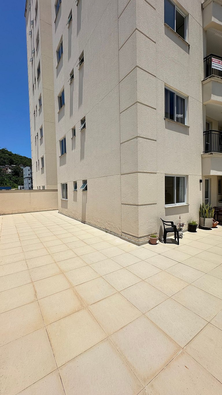 02 Dorm. Sacada com Churrasqueira e Vista para BC