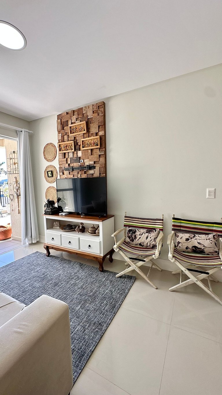 02 Dorm. Sacada com Churrasqueira e Vista para BC