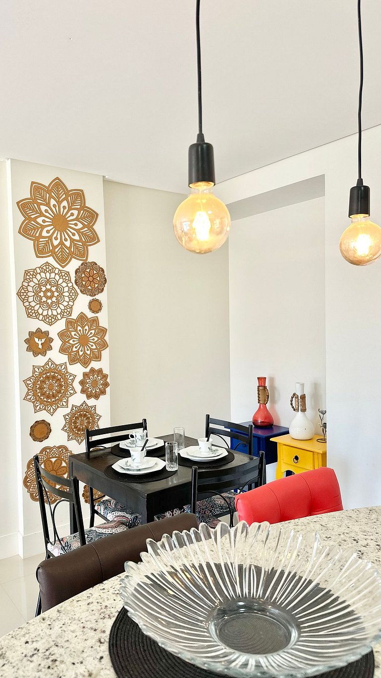 02 Dorm. Sacada com Churrasqueira e Vista para BC