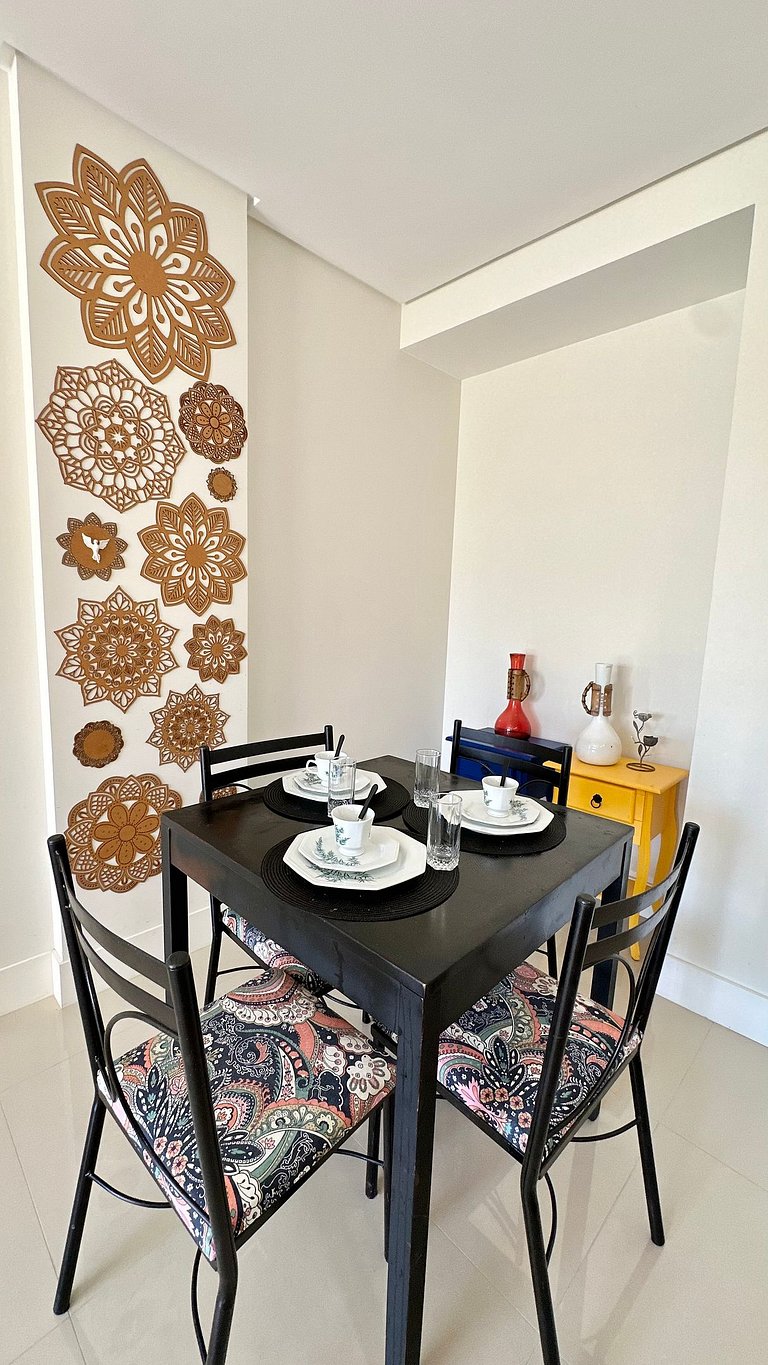 02 Dorm. Sacada com Churrasqueira e Vista para BC