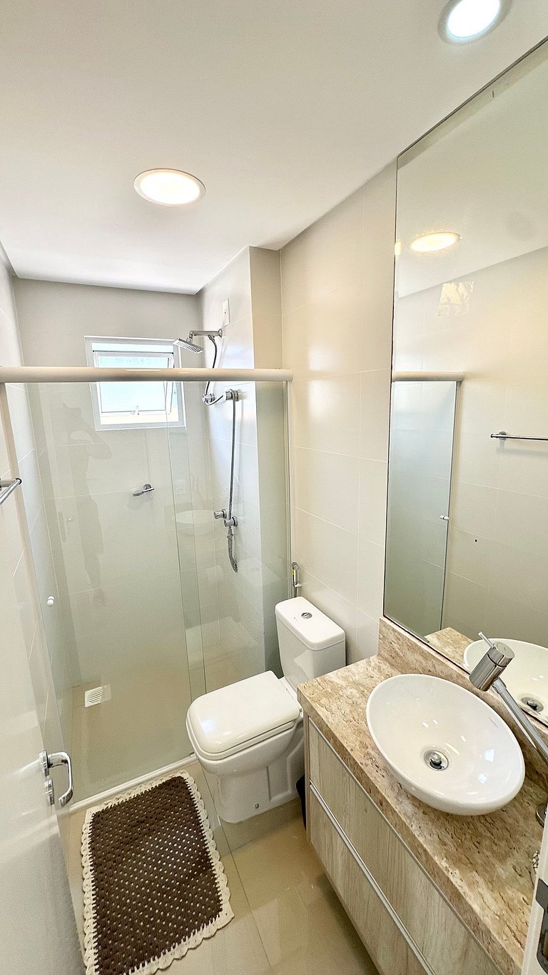 02 Dorm. Sacada com Churrasqueira e Vista para BC