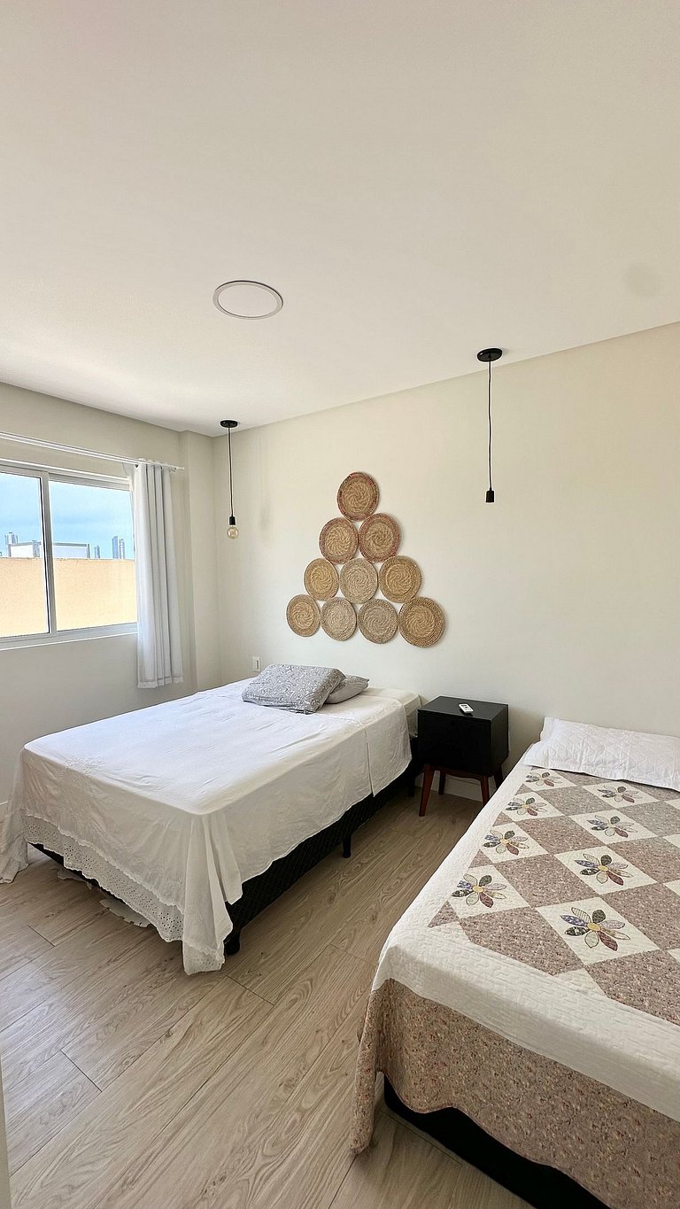 02 Dorm. Sacada com Churrasqueira e Vista para BC