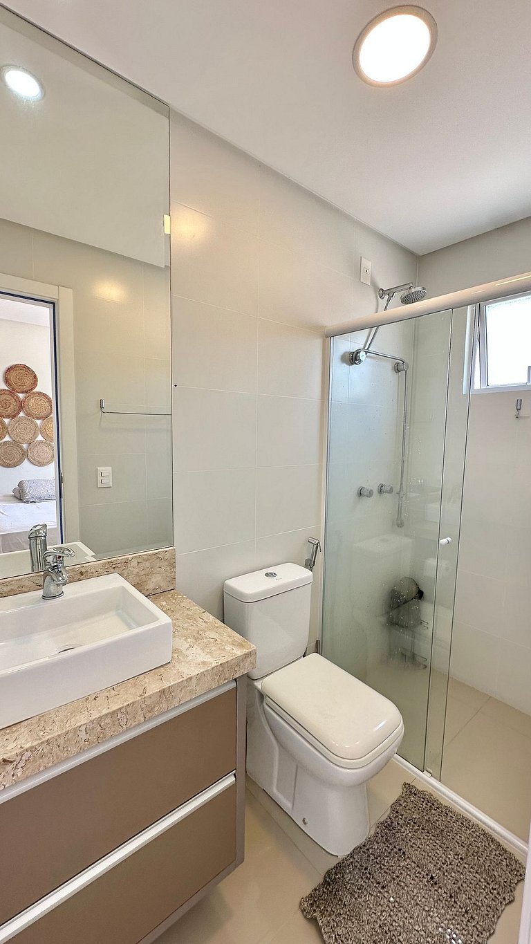 02 Dorm. Sacada com Churrasqueira e Vista para BC