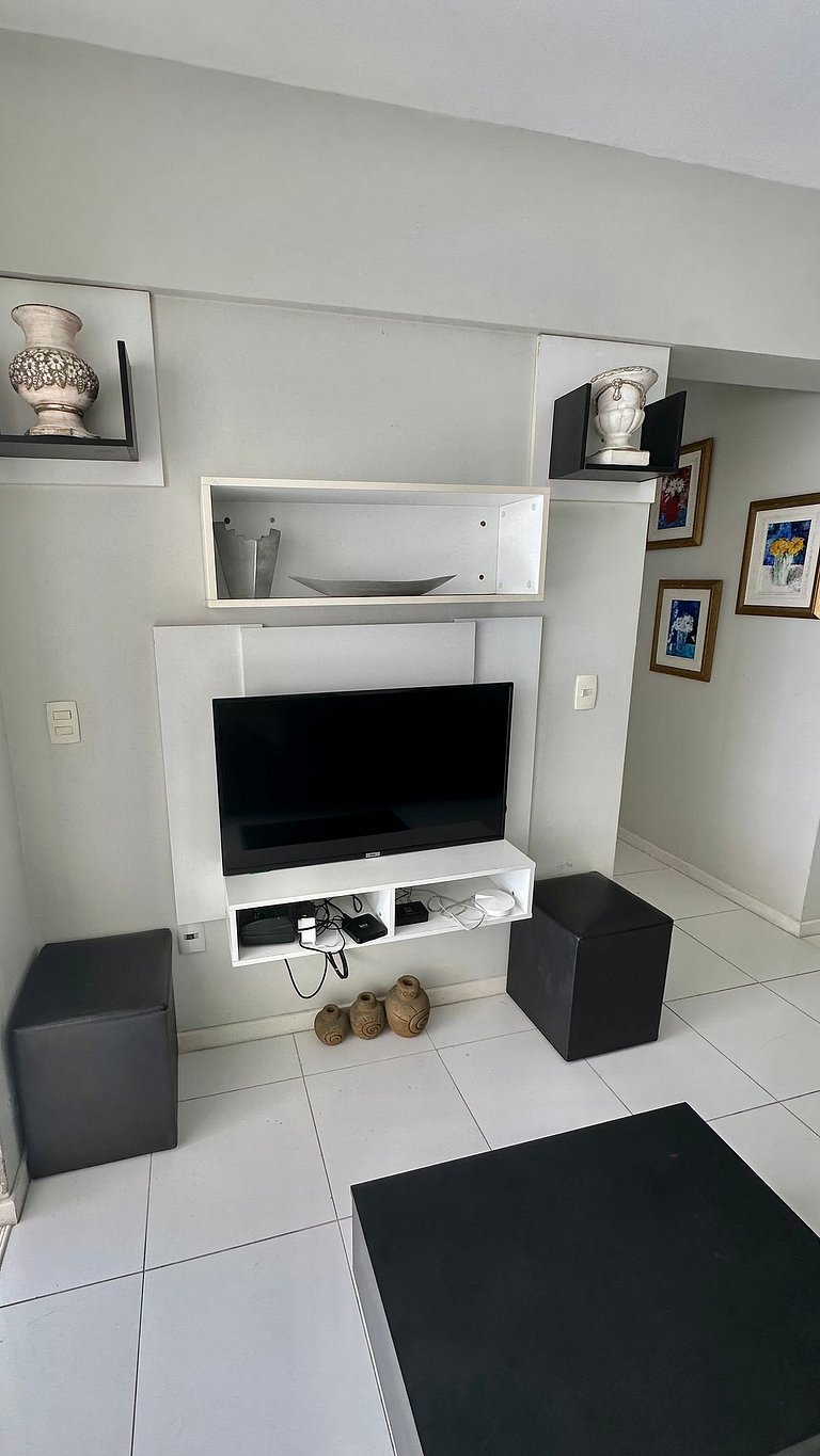 Frente Mar com Churrasqueira - 3 dormitórios