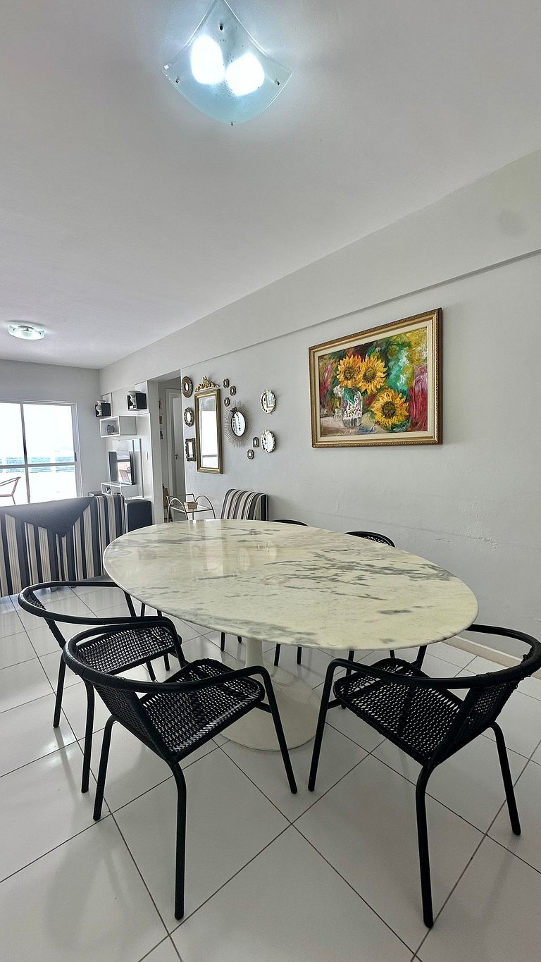 Frente Mar com Churrasqueira - 3 dormitórios