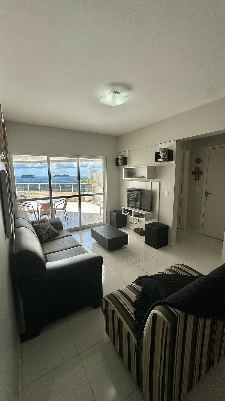 Frente Mar com Churrasqueira - 3 dormitórios