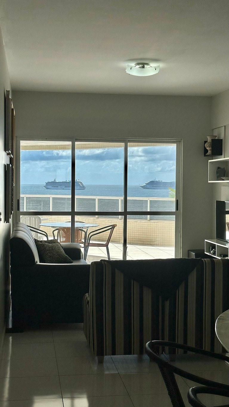 Frente Mar com Churrasqueira - 3 dormitórios