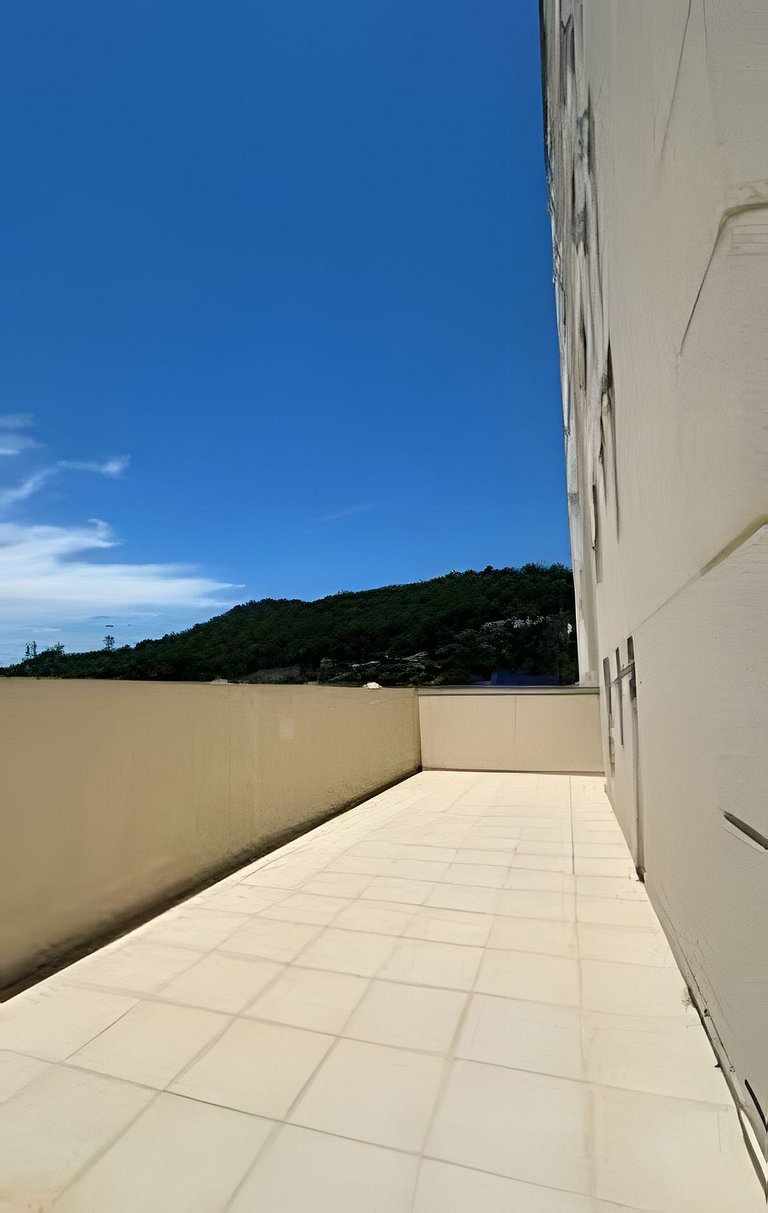 02 Dorm. Sacada com Churrasqueira e Vista para BC