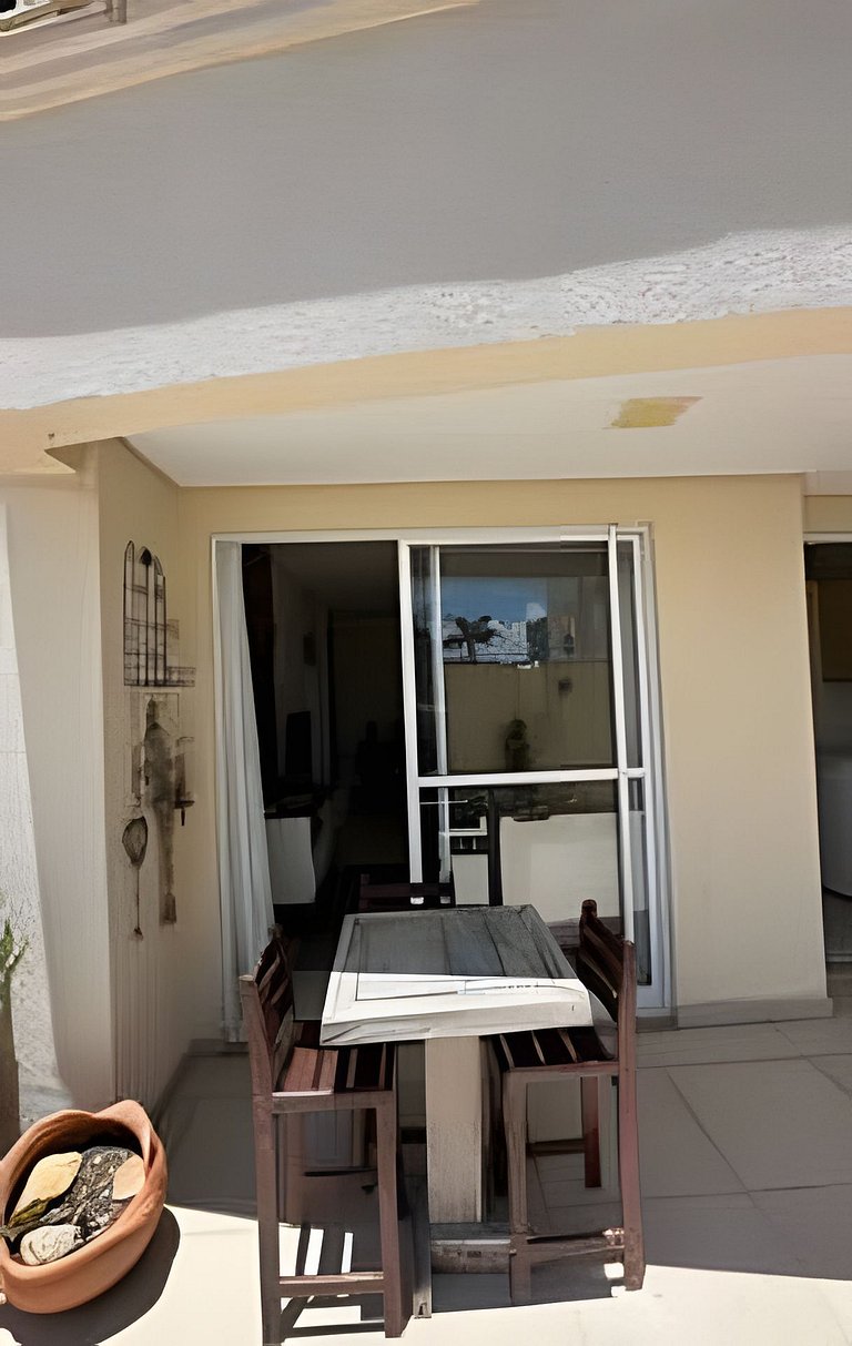 02 Dorm. Sacada com Churrasqueira e Vista para BC