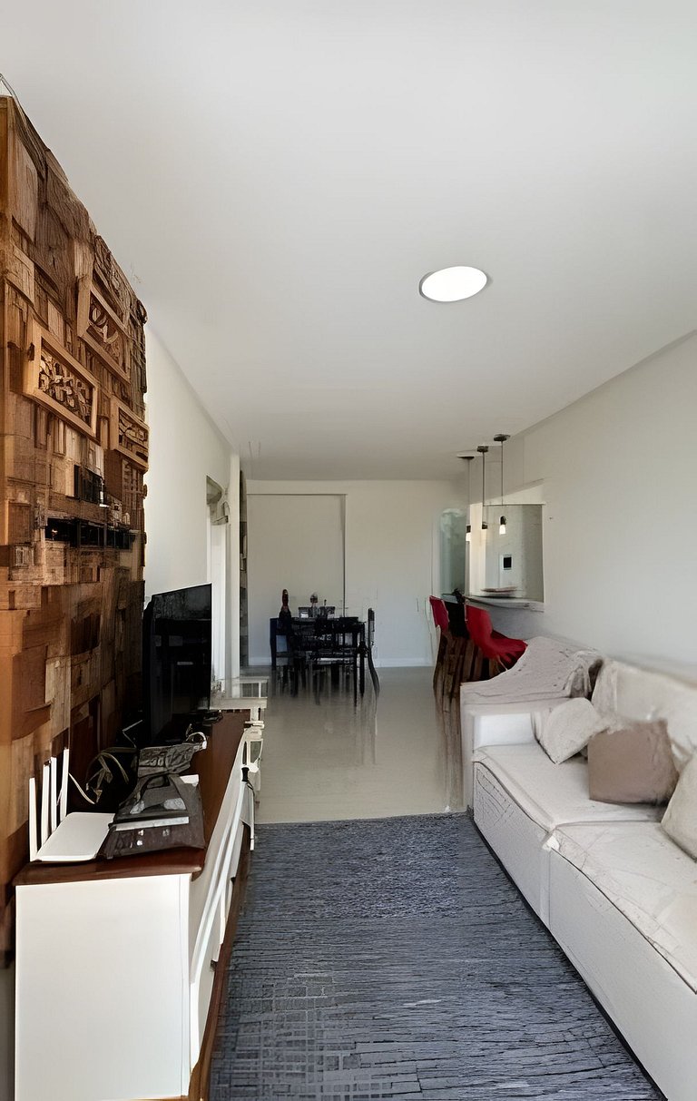 02 Dorm. Sacada com Churrasqueira e Vista para BC