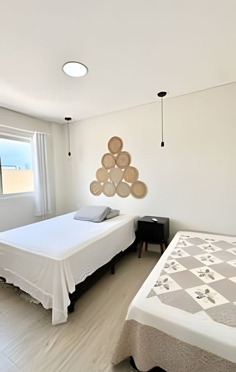 02 Dorm. Sacada com Churrasqueira e Vista para BC