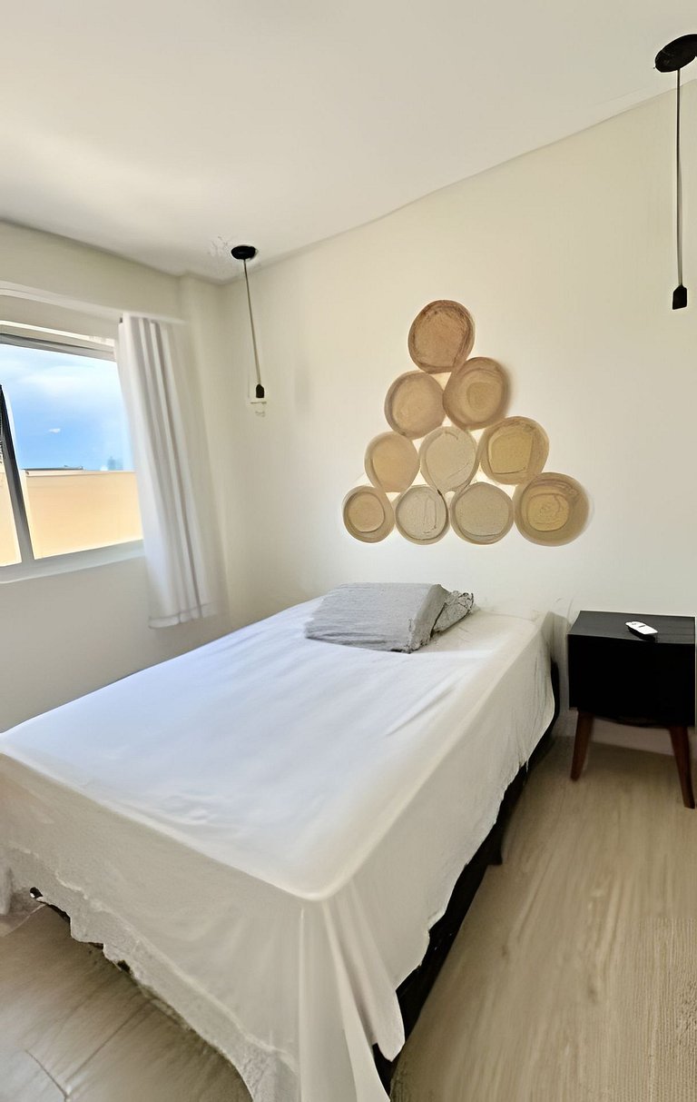 02 Dorm. Sacada com Churrasqueira e Vista para BC
