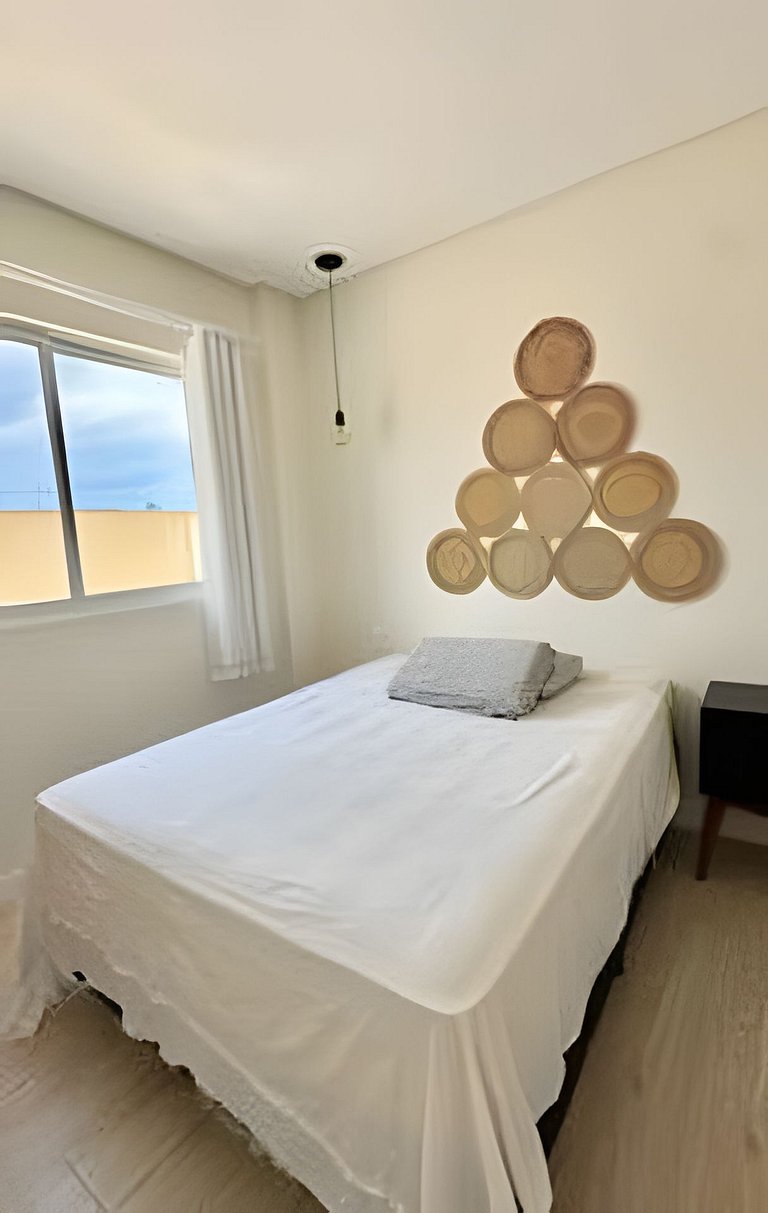 02 Dorm. Sacada com Churrasqueira e Vista para BC