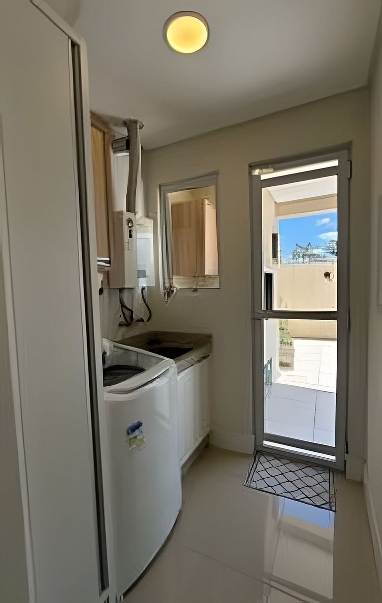 02 Dorm. Sacada com Churrasqueira e Vista para BC