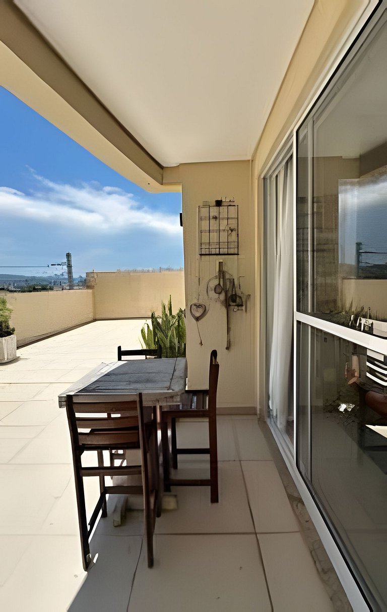 02 Dorm. Sacada com Churrasqueira e Vista para BC