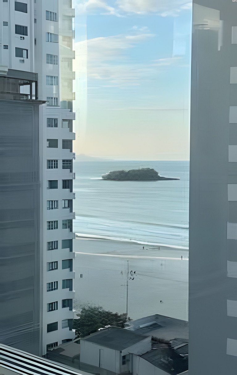 AP Quadra Mar em BC