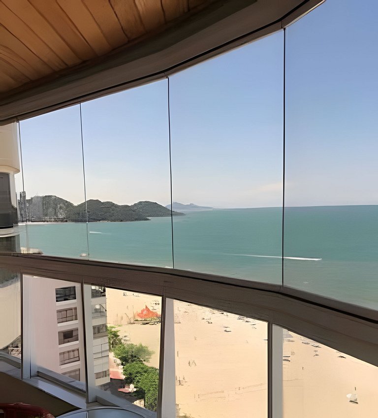 2 Dorm. Frente Mar com Churrasqueira