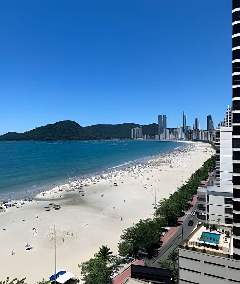 2 Dorm. Frente Mar com Churrasqueira