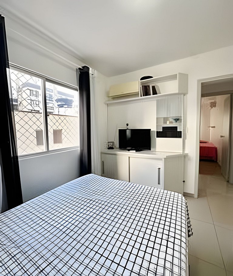 02 Dorm. Aconchegante e Bem localizado