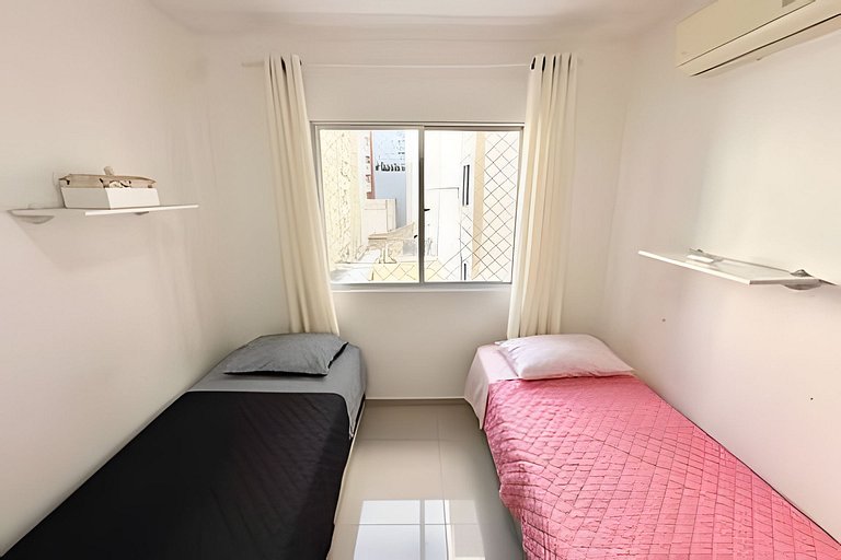 02 Dorm. Aconchegante e Bem localizado