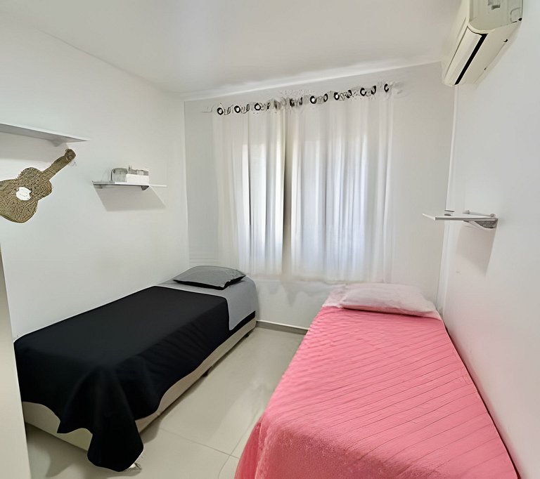 02 Dorm. Aconchegante e Bem localizado