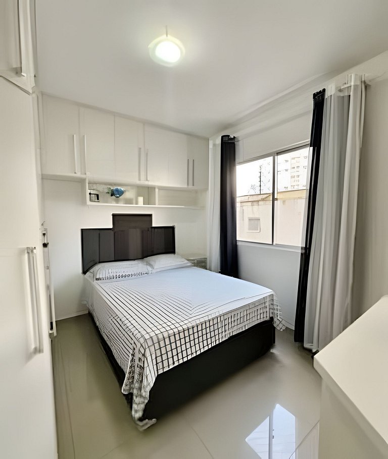 02 Dorm. Aconchegante e Bem localizado