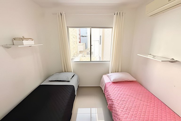 02 Dorm. Aconchegante e Bem localizado