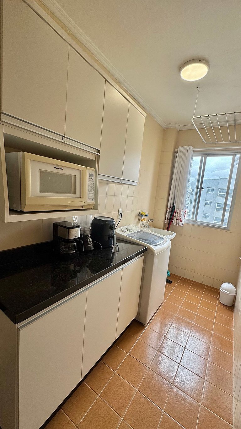 2 Dorm. Sacada com Vista Mar