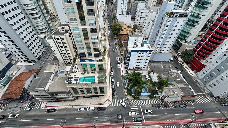 2 Dorm. Sacada com Vista Mar